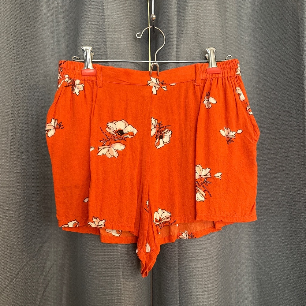 Cute juniors casual shorts